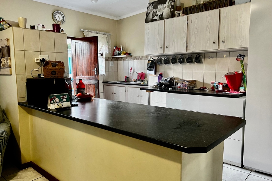 6 Bedroom Property for Sale in George Central Western Cape